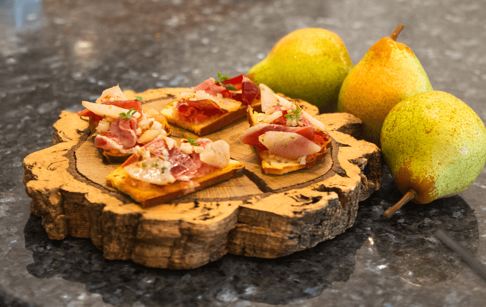Tosta de Brioche, Presunto e Pera Rocha do Oeste